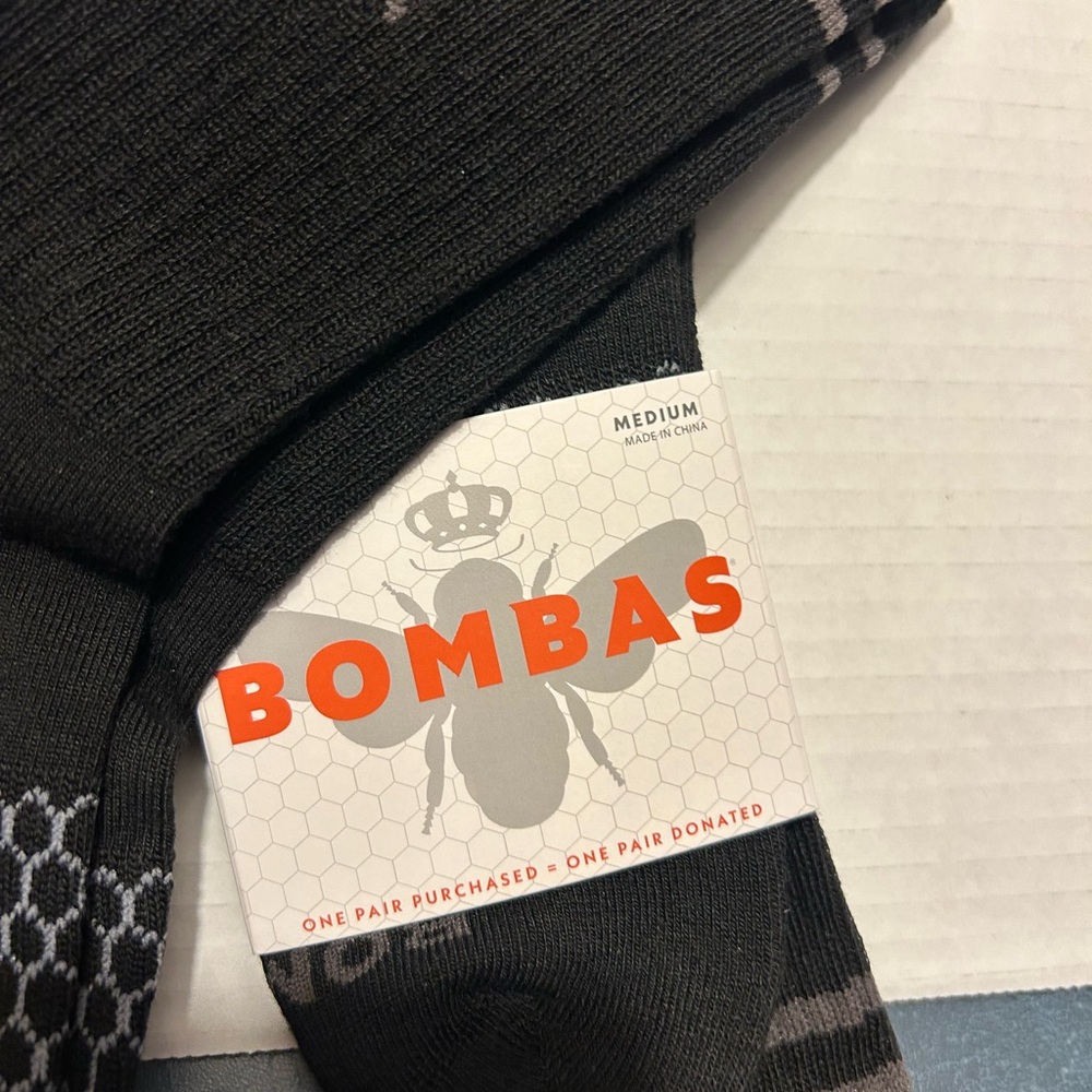 Bombas Black Socks. Medium. Unisex (men and womens) NEW! 2 pairs of socks! BOGO! - Picture 11 of 14